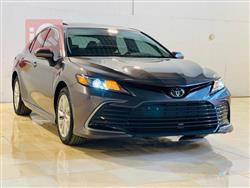 تۆیۆتا کامری